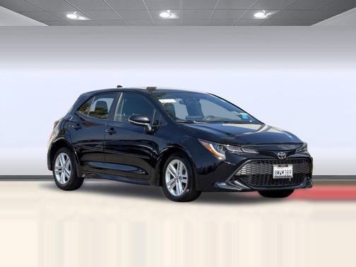 Midnight Black Metallic 2019 Toyota Corolla SE
