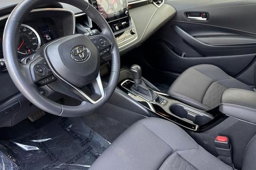 Midnight Black Metallic 2019 Toyota Corolla SE