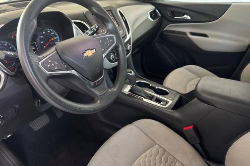 Summit White 2020 Chevrolet Equinox LS