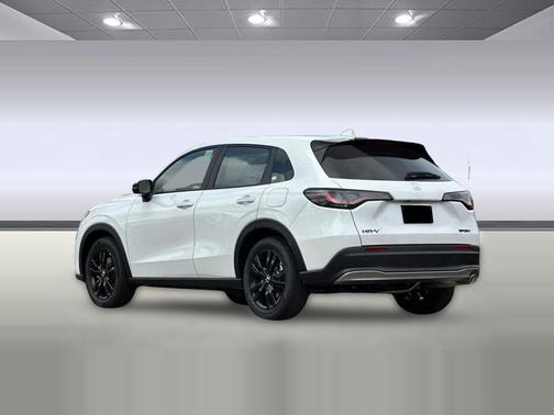 Platinum White Pearl 2027 Honda HR-V Sport