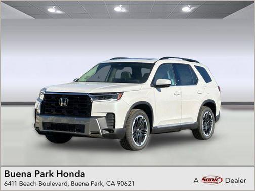 Platinum White Pearl 2026 Honda Pilot Touring 8-Passenger