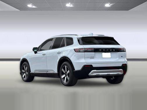 Snowfall Pearl 2026 Honda Prologue Touring