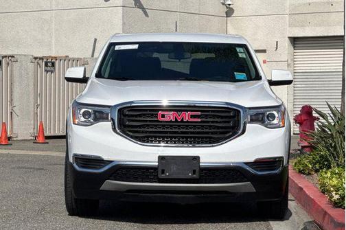 Summit White 2019 GMC Acadia SLE-1