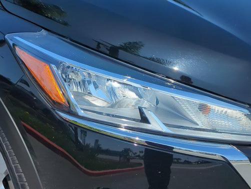 2022 Nissan Kicks S