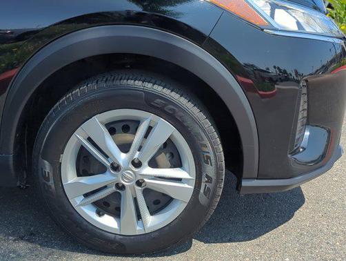 2022 Nissan Kicks S