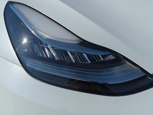 2020 Tesla Model 3 Standard Range