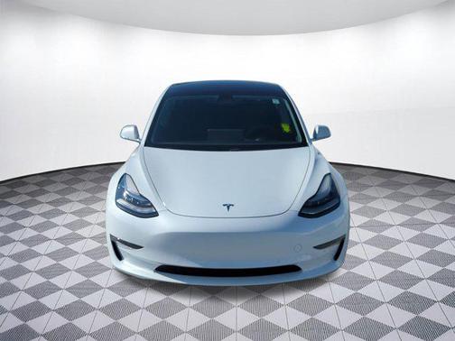 2020 Tesla Model 3 Standard Range