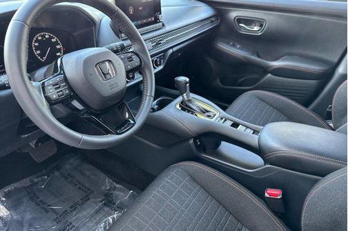 2025 Honda HR-V 2WD Sport