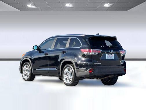 2014 Toyota Highlander Limited Platinum