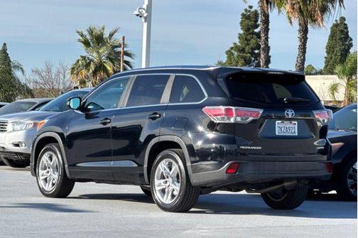2014 Toyota Highlander Limited Platinum