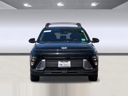Abyss Black Pearl 2024 Hyundai KONA SEL