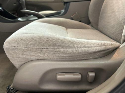 2003 Toyota Camry LE V6