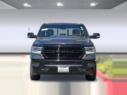 Granite Crystal Metallic Clearcoat 2020 RAM 1500 Big Horn/Lone Star