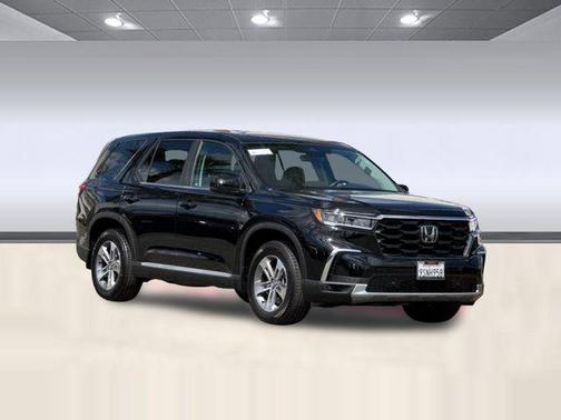 Crystal Black Pearl 2025 Honda Pilot EX-L