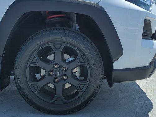 2024 Toyota RAV4 TRD Off Road