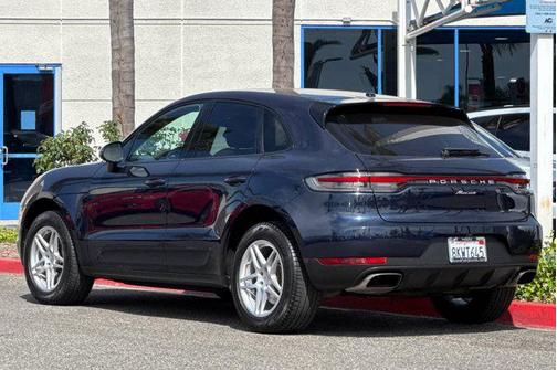 Blue 2019 Porsche Macan Macan
