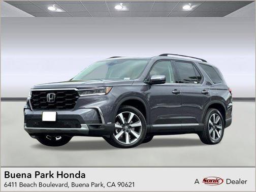 2025 Honda Pilot Touring 8-Passenger
