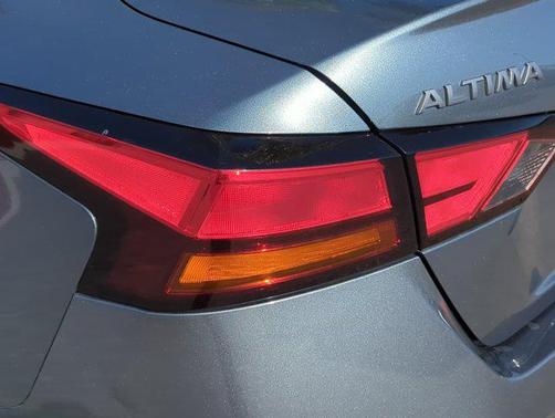 2023 Nissan Altima S FWD