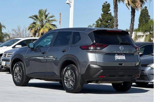 2021 Nissan Rogue S