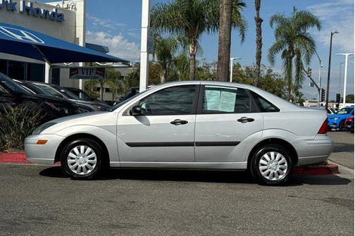 2004 Ford Focus LX