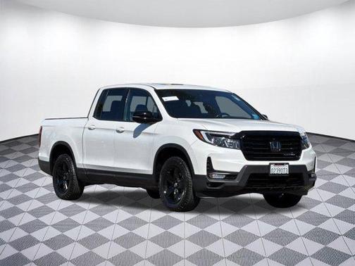 2023 Honda Ridgeline Black