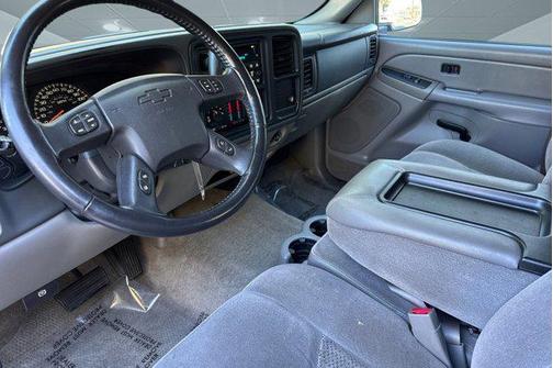 2005 Chevrolet Suburban 1500 LS