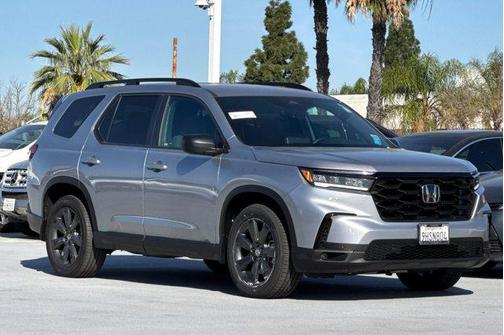 2023 Honda Pilot AWD Sport