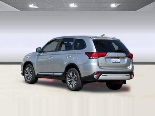 2020 Mitsubishi Outlander ES