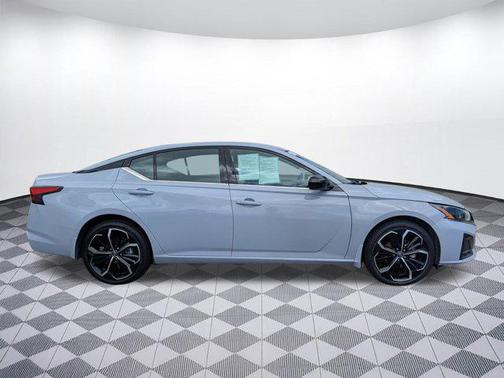 2024 Nissan Altima SR Intelligent AWD