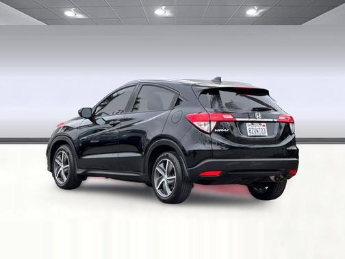 Crystal Black Pearl 2022 Honda HR-V EX
