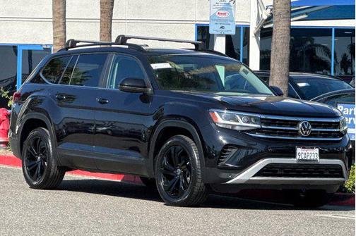 2022 Volkswagen Atlas 3.6L SE w/Technology