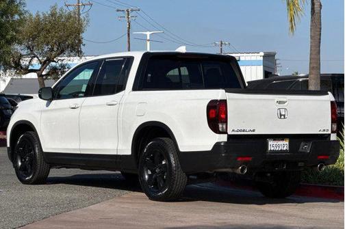 2022 Honda Ridgeline Black