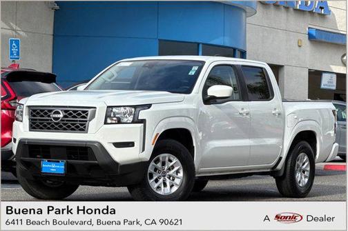 2024 Nissan Frontier SV
