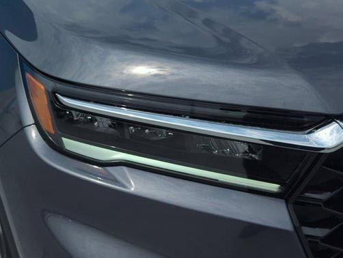 2025 Honda Pilot Touring 8-Passenger