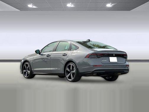 Urban Gray Pearl 2026 Honda Accord SE