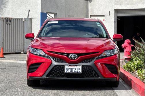 Supersonic Red 2020 Toyota Camry SE