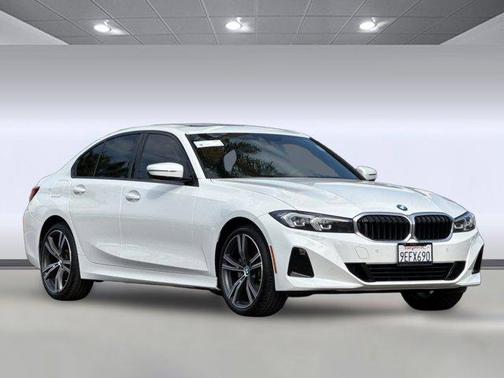 2023 BMW 330 330i