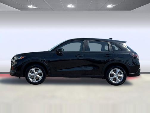 Crystal Black Pearl 2025 Honda HR-V LX