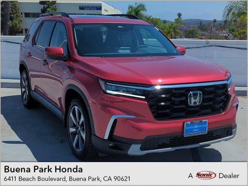 2025 Honda Pilot Touring 8-Passenger