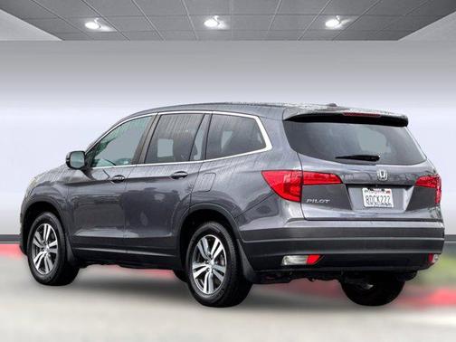 2018 Honda Pilot EX