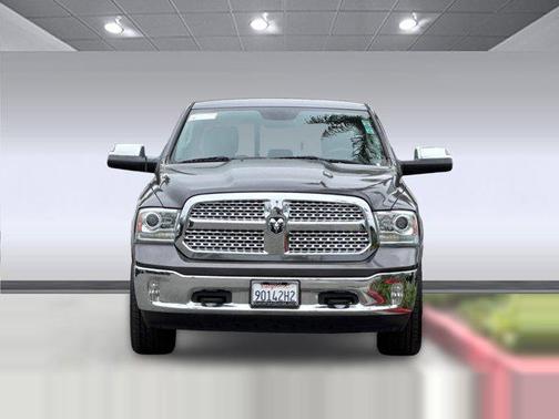 Granite Crystal Metallic Clearcoat 2017 RAM 1500 Laramie