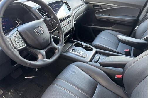 2023 Honda Passport AWD TrailSport