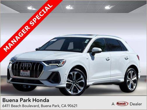 2020 Audi Q3 45 S line Prestige
