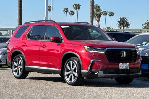 2025 Honda Pilot Touring 8-Passenger