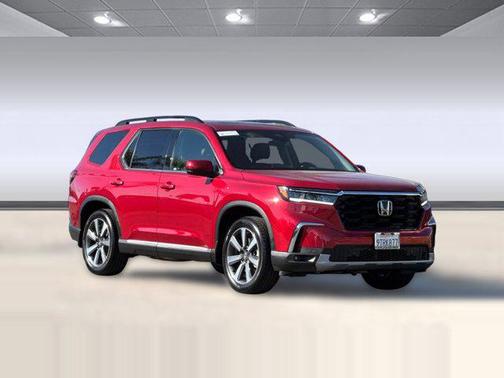 Radiant Red Metallic II 2025 Honda Pilot Touring 8-Passenger