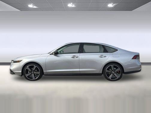Solar Silver Metallic 2026 Honda Accord SE