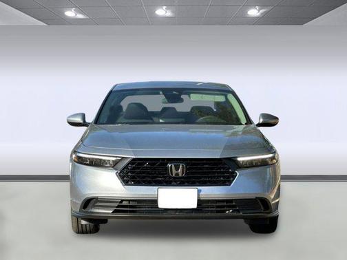 2025 Honda Accord LX 1.5T