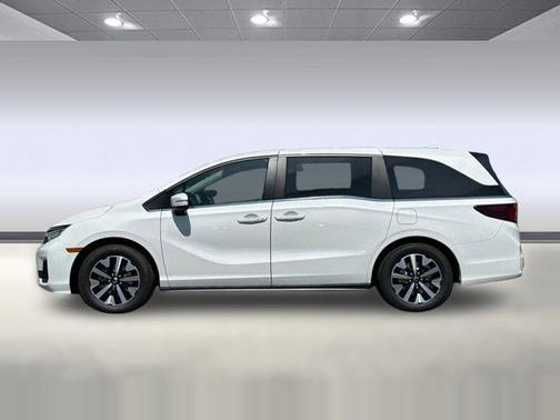 Platinum White Pearl 2026 Honda Odyssey EX-L