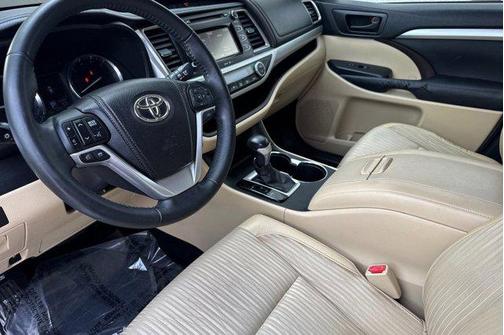 2015 Toyota Highlander LE Plus