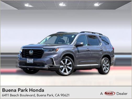 Gray 2025 Honda Pilot Elite
